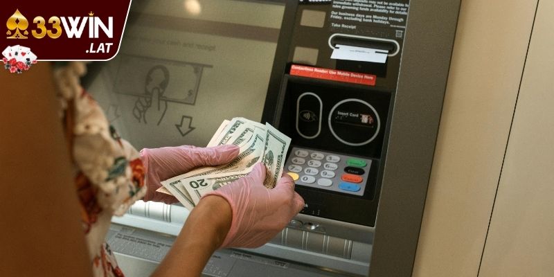 Người chơi lựa chọn ví điện tử để thanh toán nhanh